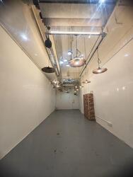 East Village (D16), Retail #565833811